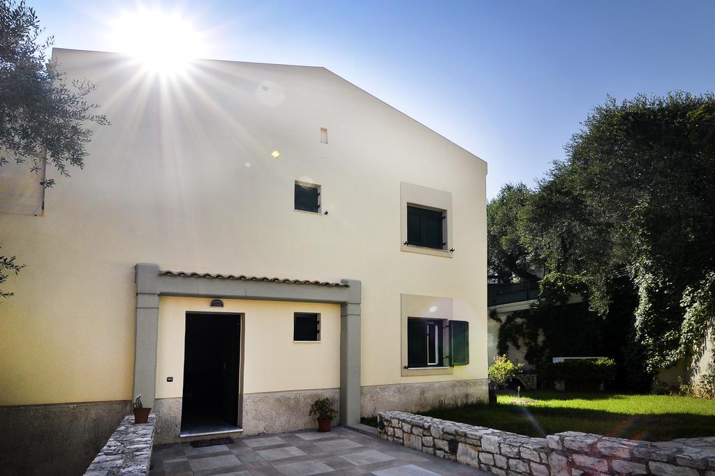 Villa Aeolos Barbati Exterior foto